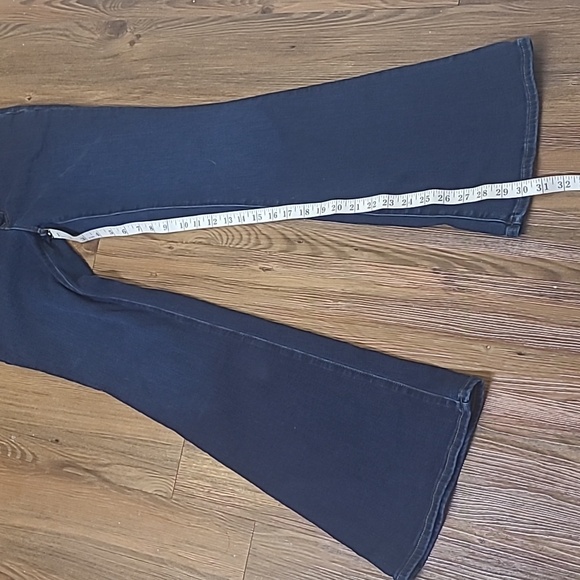 J. Crew Blue Skinny Jeans Classic Style used good condition for women - Picture 9 of 16